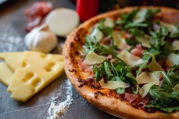 Pizza Prosciutto Crudo - imagine 2